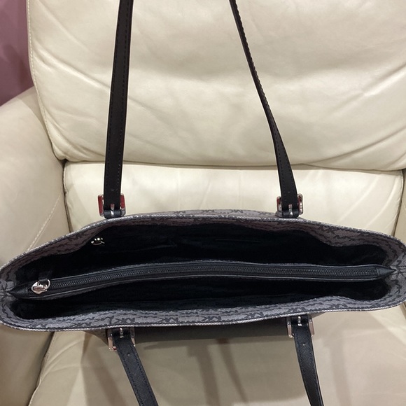 Michael Kors Jet Set Signature Large Pocket Tote Black Gray - Picture 6 of 16